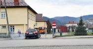 Rodzice mają problem z parkowaniem - dyrekcja szkoły wprowadziła zakaz - zdjęcie 2