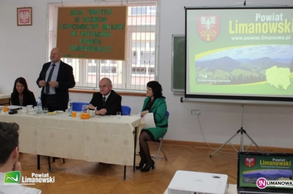 Starosta do młodzieży o turystyce i rozwoju - zdjęcie 4