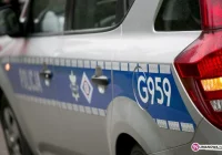 Kolizja radiowozu. Policjant ukarany mandatem - zdjęcie główne