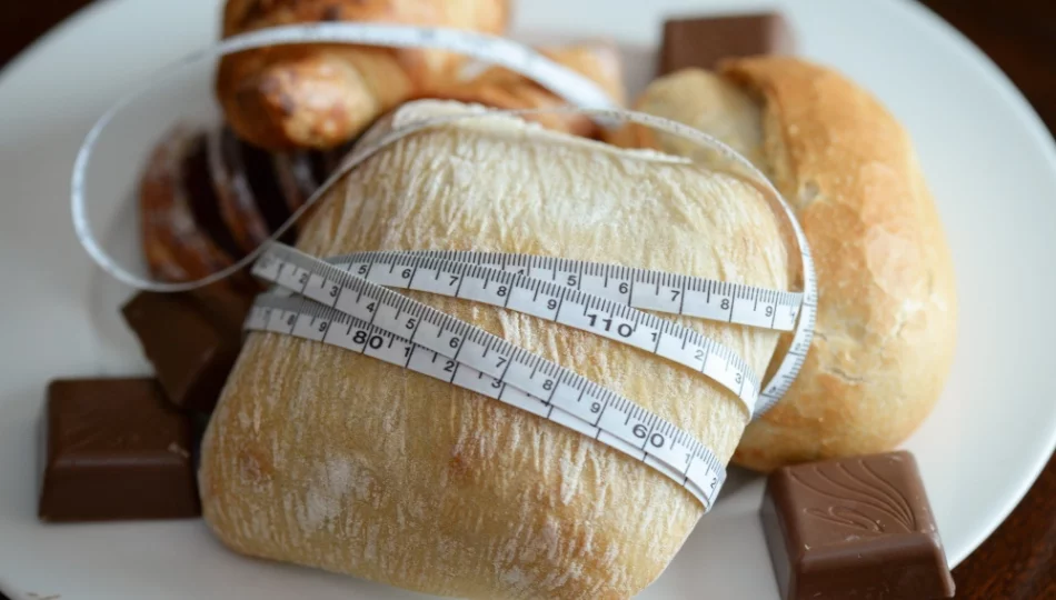 Wysokokaloryczna dieta może zwiększać ryzyko raka przewodu pokarmowego - zdjęcie 1