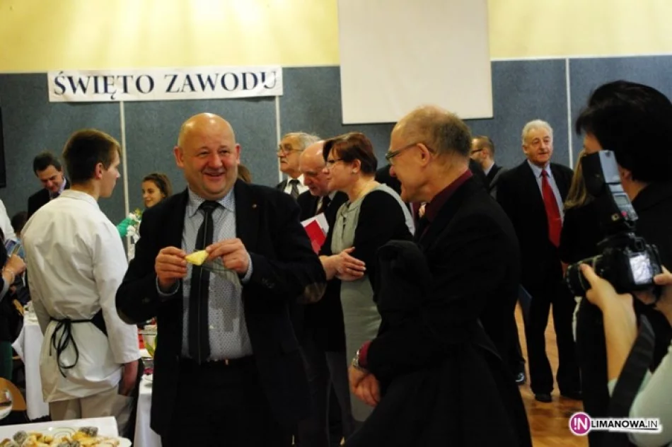 900 gimnazjalistów w ZSTiO - zdjęcie 3