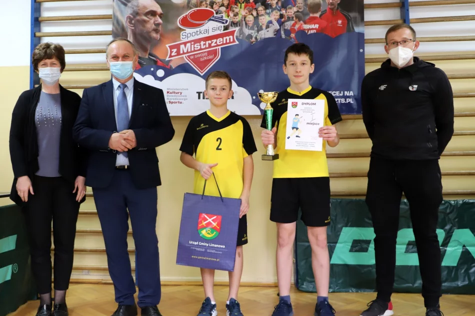 Igrzyska Młodzieży Szkolnej w Tenisie Stołowym Dziewcząt i Chłopców - zdjęcie 3