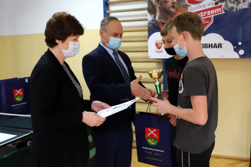 Igrzyska Młodzieży Szkolnej w Tenisie Stołowym Dziewcząt i Chłopców - zdjęcie 9