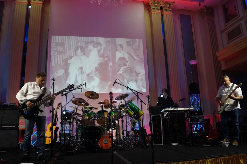  "Back to eLDeK" - koncert zespołu HACK na scenie LDK! - zdjęcie 3