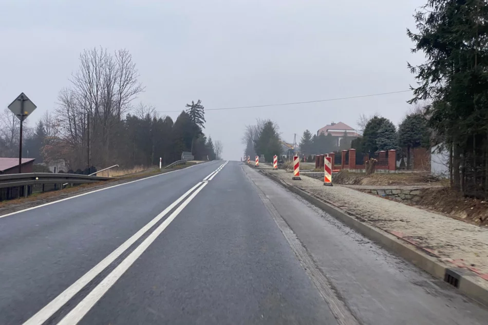 Zderzenie pojazdów, jeden z kierowców był nietrzeźwy - zdjęcie 7