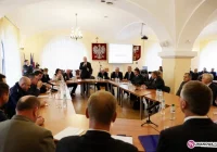 Zapis wideo obrad 'okrągłego stołu' - zdjęcie główne