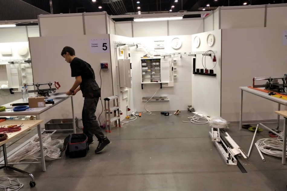 Kierunek - Szanghaj. Sukces ucznia limanowskiego "Mechanika" - zdjęcie 7