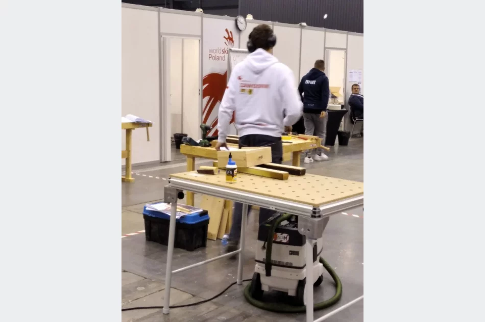 Kierunek - Szanghaj. Sukces ucznia limanowskiego "Mechanika" - zdjęcie 11