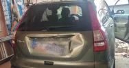 Tragedia przy parkowaniu w garażu - potrąceni dwaj mężczyźni, jeden z nich zmarł - zdjęcie 2