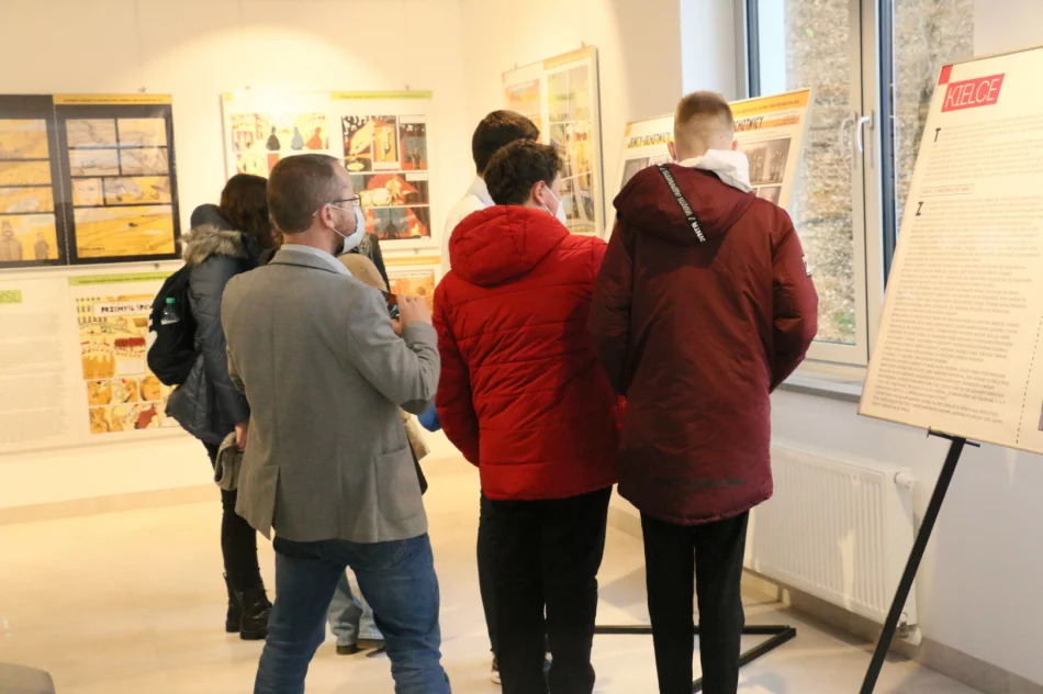 W LDK otwarto wystawę „Honwedzi i Huzarzy na Polskiej Ziemi. Polowe i Inne Historie 1914 -1915” - zdjęcie 17