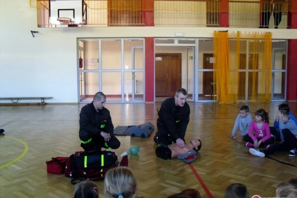 Po nadzorem straży ćwiczyli ewakuację - zdjęcie 2