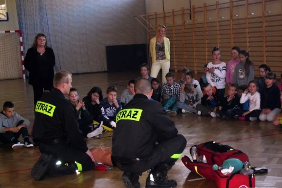 Po nadzorem straży ćwiczyli ewakuację - zdjęcie 4