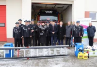 Nowy sprzęt przekazany podczas odbioru zmodernizowanej remizy - zdjęcie główne