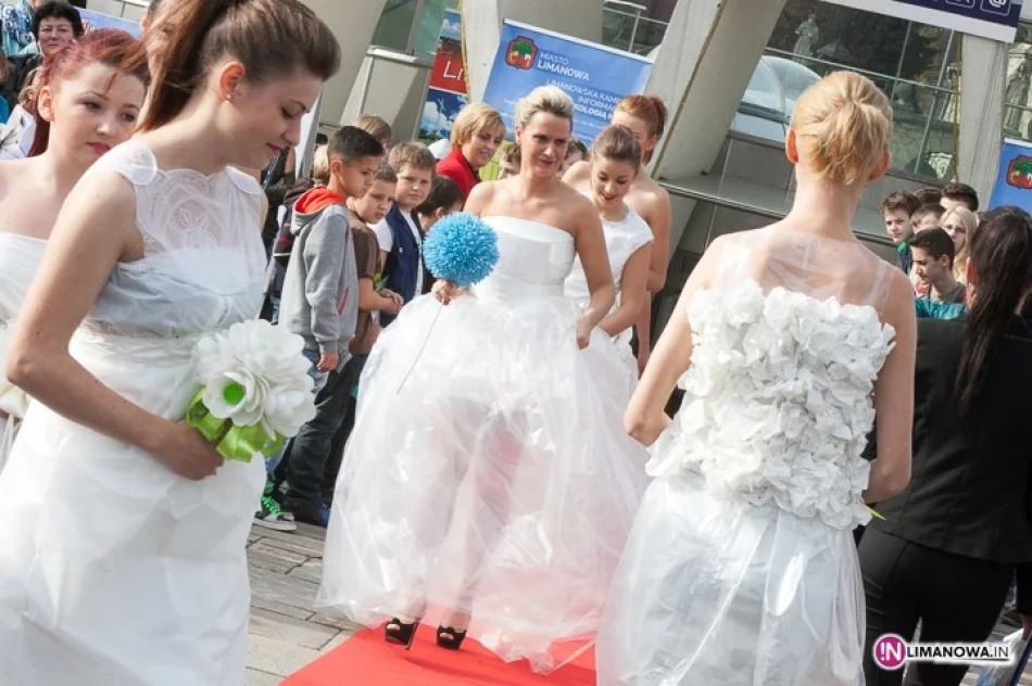 Modelki na Rynku - celem recykling - zdjęcie 3