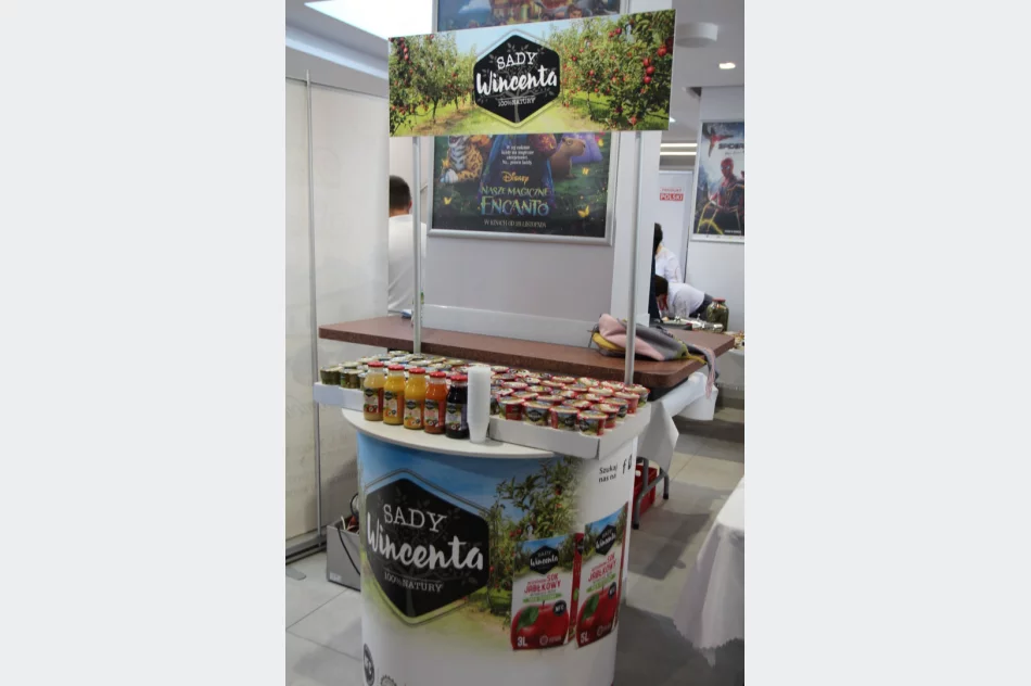 W Limanowskim Domu Kultury odbyły się „Pierwsze Limanowskie Targi Żywności” - zdjęcie 8