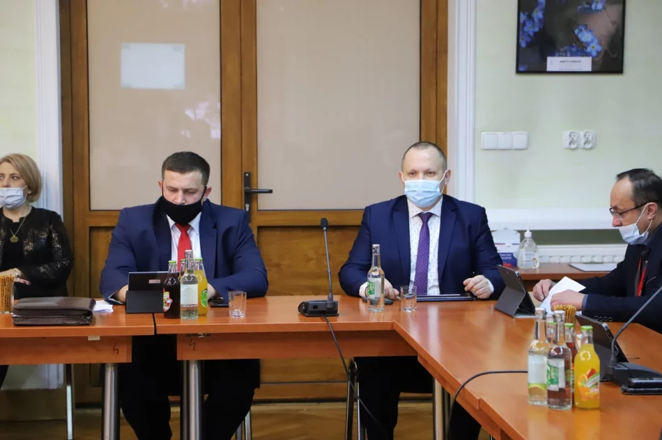 Informacja o XXI sesji Rady Gminy Limanowa - zdjęcie 6