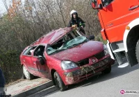 Straciła panowanie - auto dachowało - zdjęcie główne