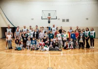 Mikołajkowe święto koszykówki w Limanowej - zdjęcie główne