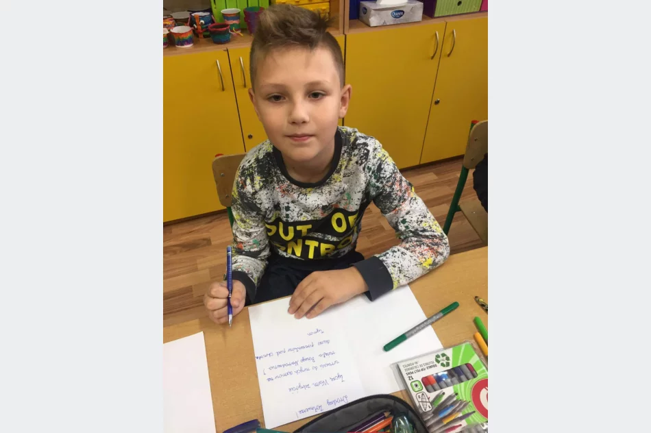 #MuremZaPolskimMundurem - uczniowie SP nr1 w Starej Wsi przyłączają się do ogolnopolskiej akcji - zdjęcie 15