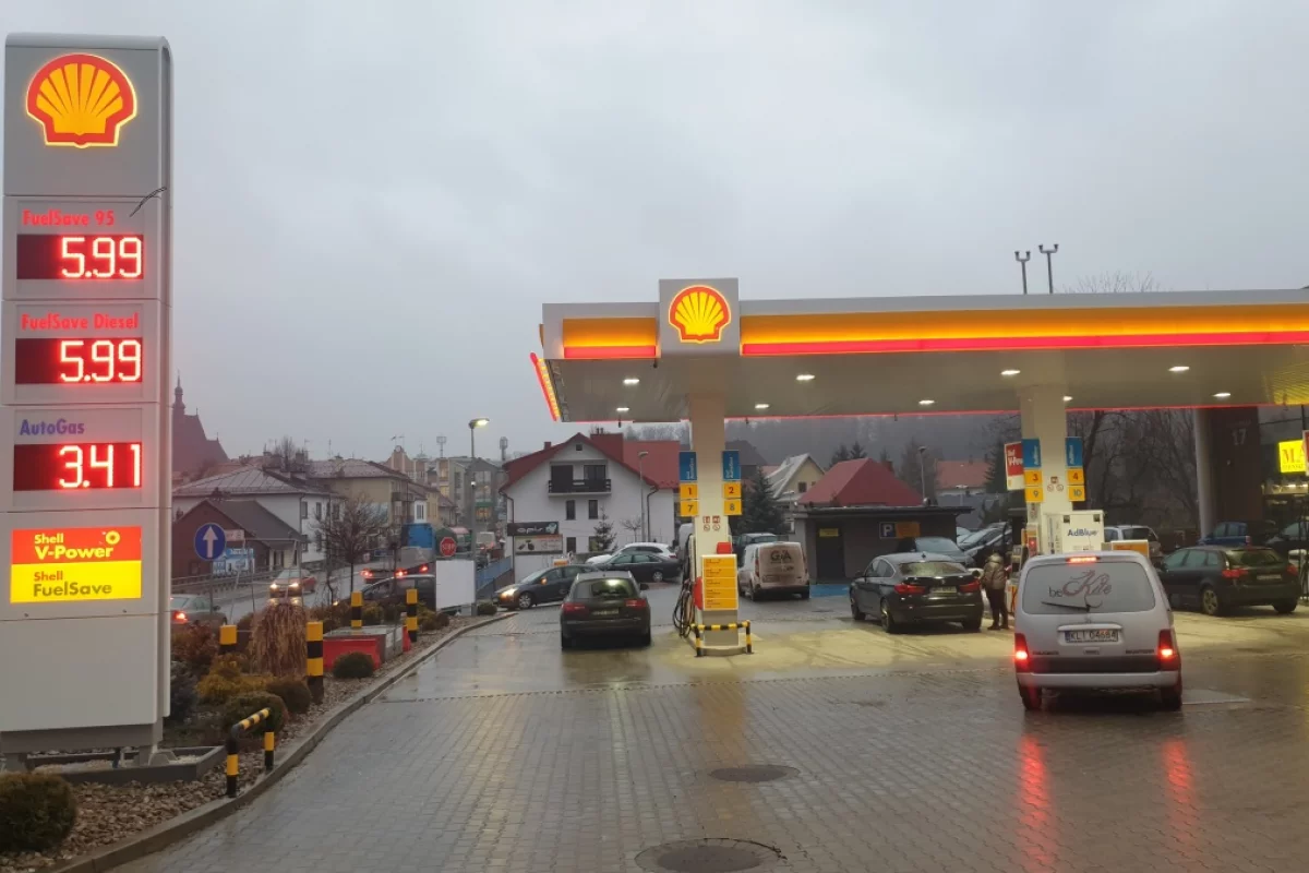 Otwarto pierwszą w Limanowej stację paliw Shell
