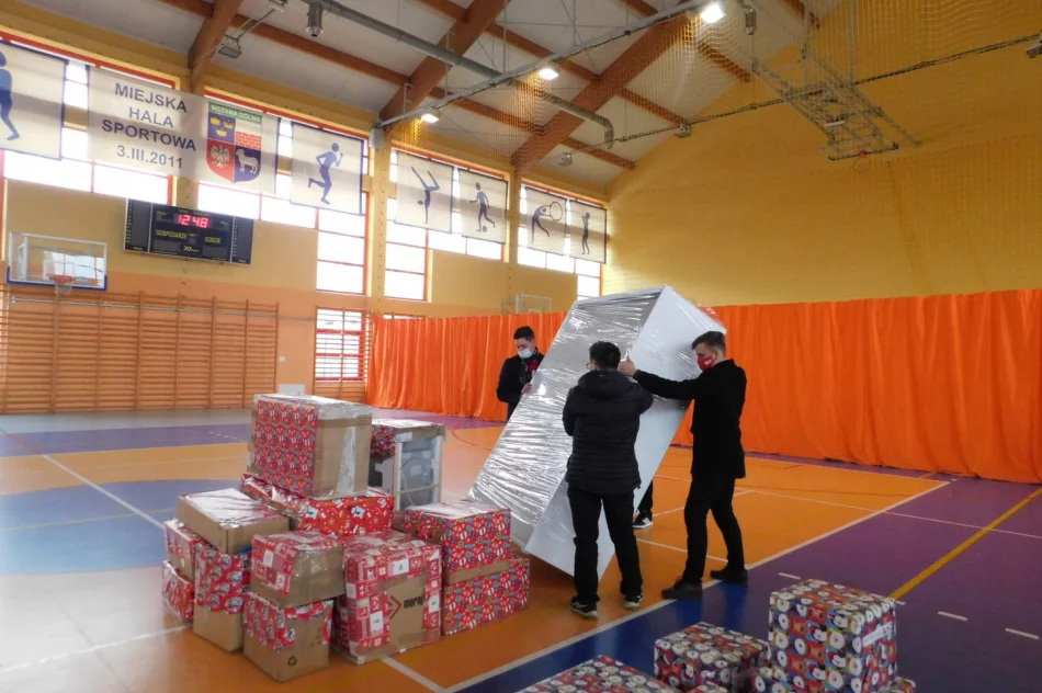 Ponad 550 paczek o wartości przeszło 200 tys. zł - zdjęcie 3