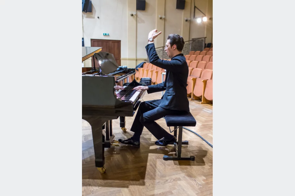 Chór LimaNovum w Tuchowie na eliminacjach do 28 MFKiP w Będzinie - zdjęcie 6