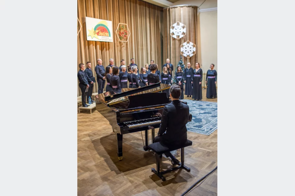 Chór LimaNovum w Tuchowie na eliminacjach do 28 MFKiP w Będzinie - zdjęcie 7