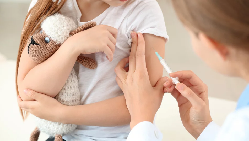 Szczepić dziecko przeciw COVID-19? Sprawdź, co mówi doświadczony pediatra - zdjęcie 1