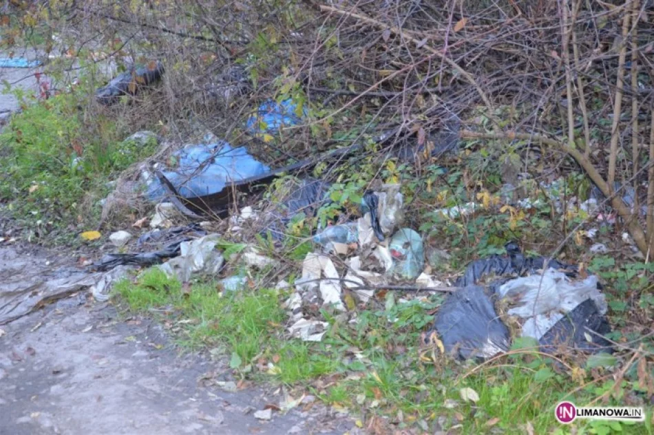 Śmieci nad rzeką - zamontują szlaban - zdjęcie 4