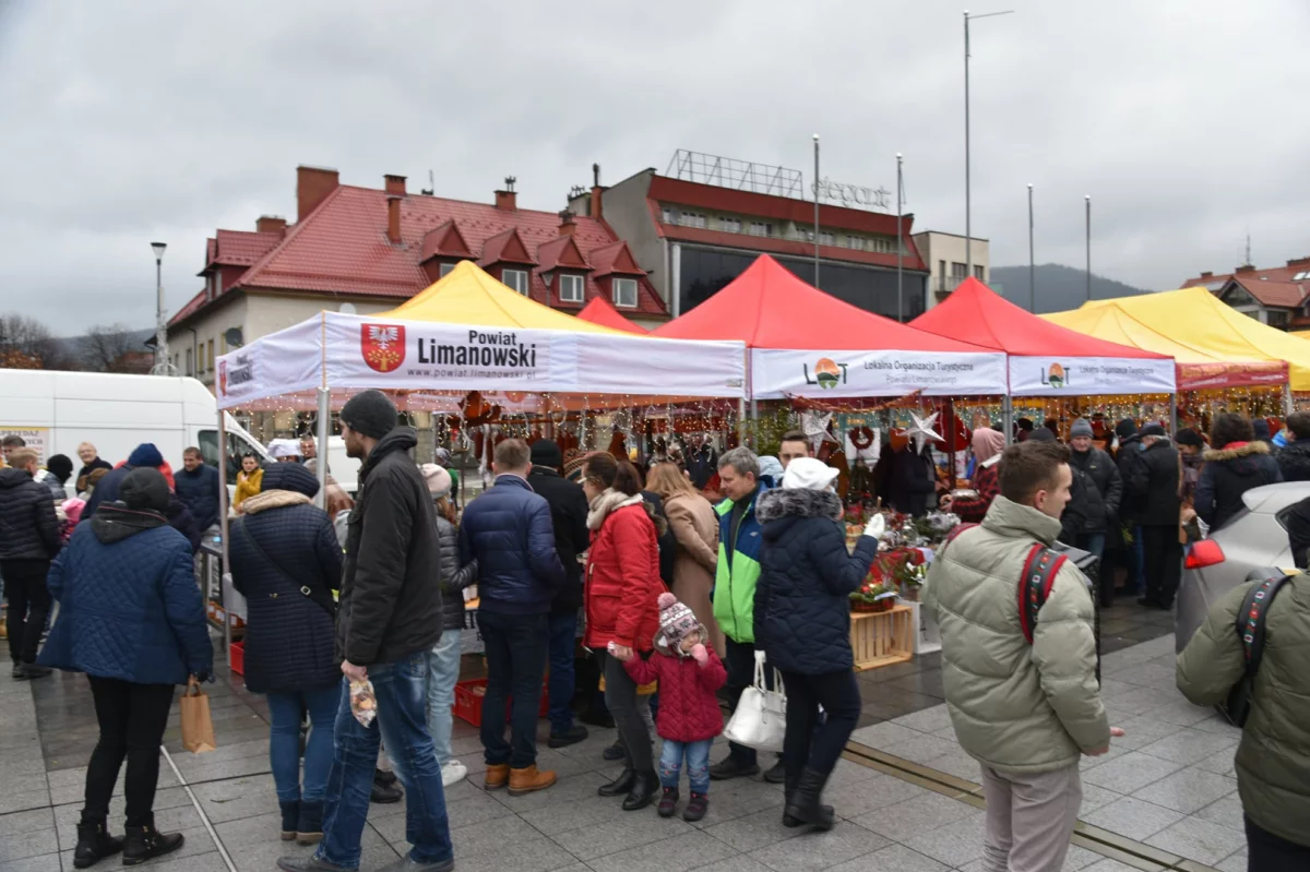 Świąteczne kiermasze w dwóch miejscowościach