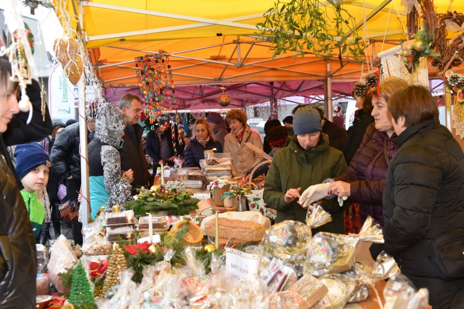 Świąteczne kiermasze w dwóch miejscowościach - zdjęcie 8