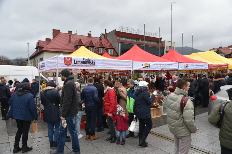 Świąteczne kiermasze w dwóch miejscowościach - zdjęcie 11
