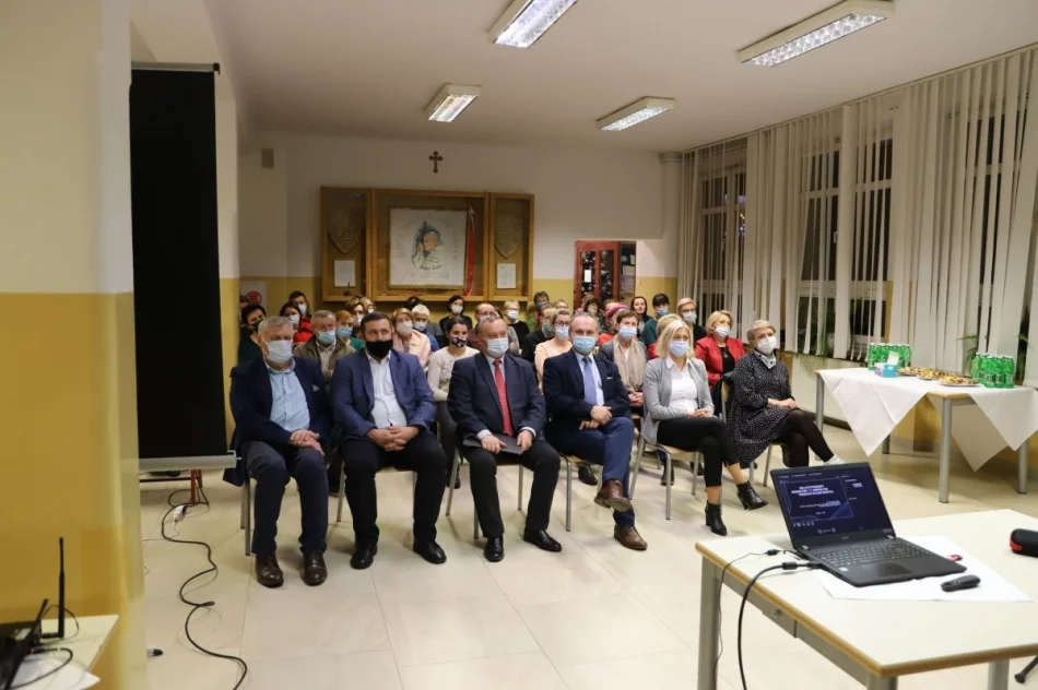 Wykład na temat relacji międzyludzkich - zdjęcie 7