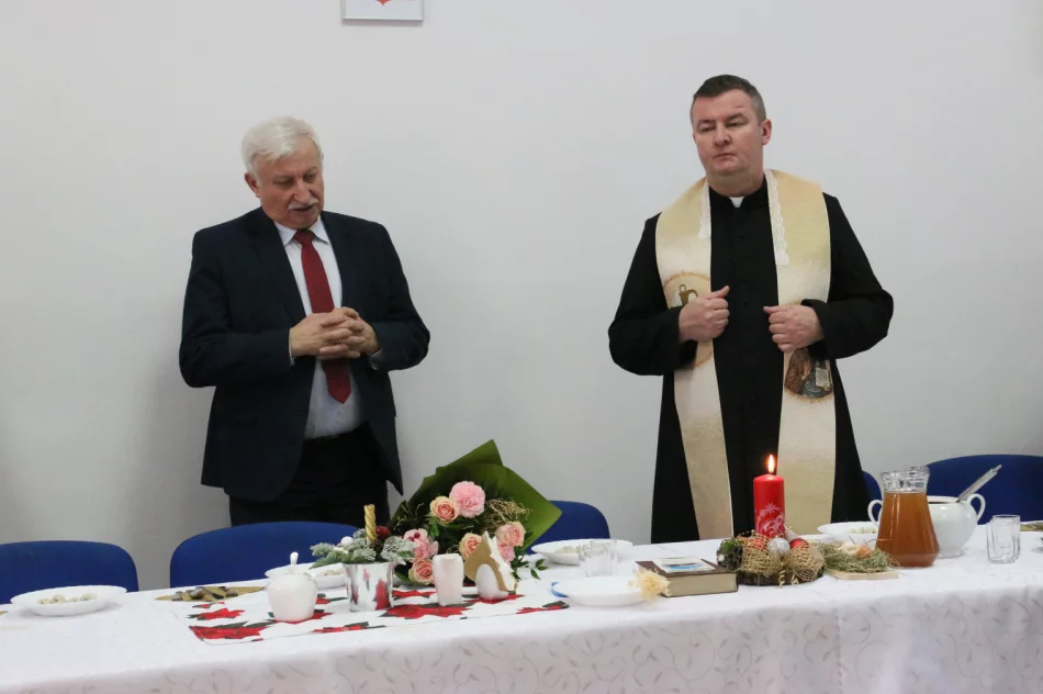 Wigilia w Dziennym Domu „Senior+” w Limanowej - zdjęcie 17