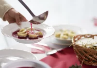 Ekspert: dawna Wigilia próbowała godzić sprzeczności: post ze świętem i wyrzeczenie z obfitością (wywiad) - zdjęcie główne