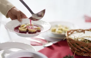 Ekspert: dawna Wigilia próbowała godzić sprzeczności: post ze świętem i wyrzeczenie z obfitością (wywiad) - zdjęcie główne