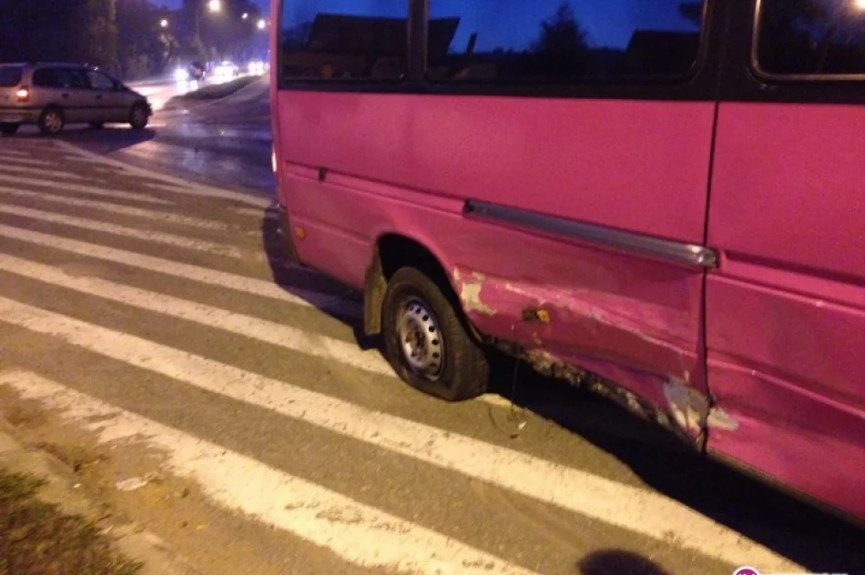 Zderzenie opla z busem - zdjęcie 3