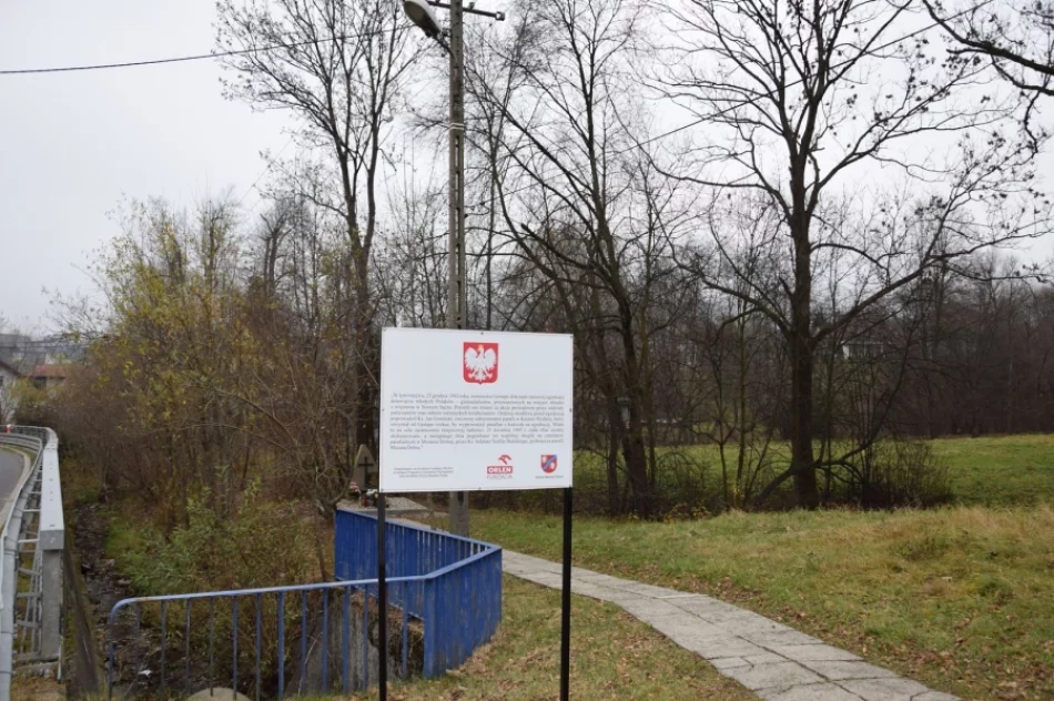 Obelisk upamiętnia ofiary egzekucji - zdjęcie 2