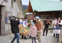 Szkolna grupa kolędnicza z Limanowszczyzny w programie Ziarno - zdjęcie główne