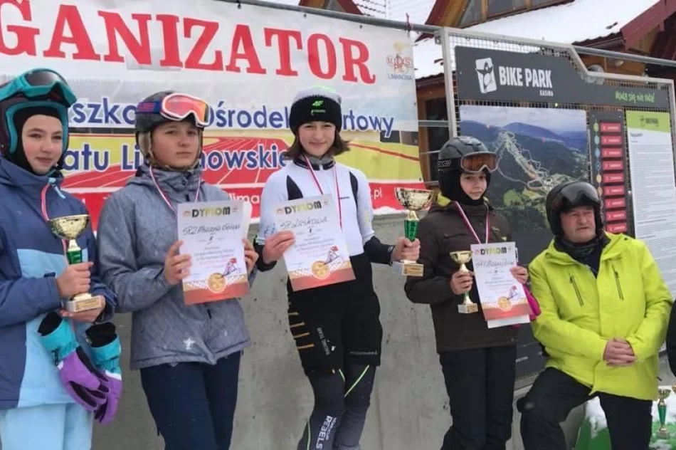 Potrzebuje pomocy. Mimo przeciwności losu osiąga sukcesy. - zdjęcie 3