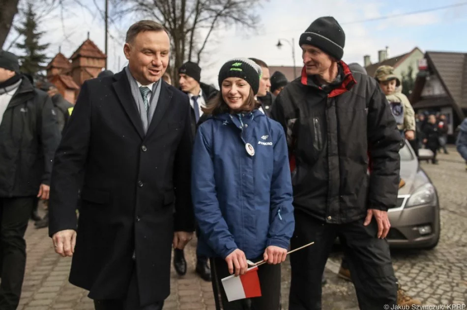 Potrzebuje pomocy. Mimo przeciwności losu osiąga sukcesy. - zdjęcie 7