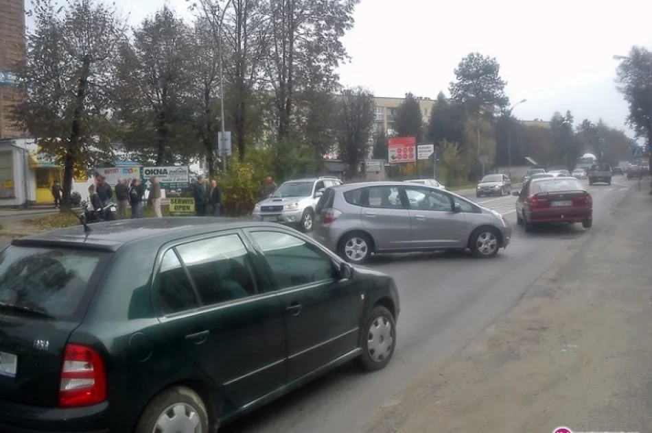 Kolizja hondy z motocyklem - zdjęcie 2