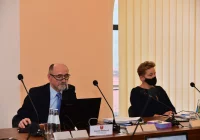 Podwyżki także dla członków zarządu - zdjęcie główne