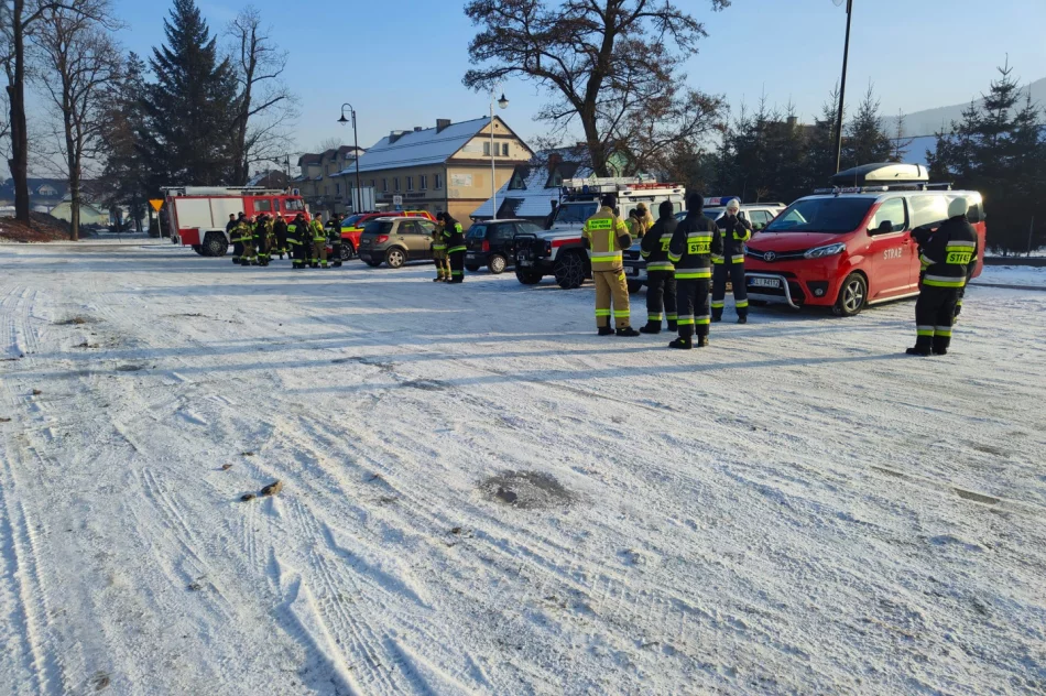 Strażacy i policjanci szukali 64-latka - zdjęcie 8