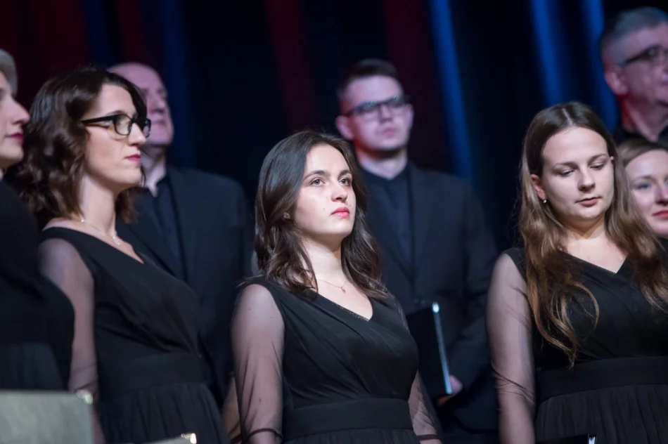 LimaNovum - koncert kolęd i pastorałek "Radość dziś nastała" - zdjęcie 18