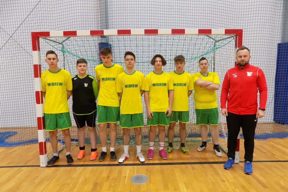 Łukowica zgarnęła mistrzostwo limanowskiego podokręgu - zdjęcie 2