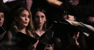 "Radość dziś nastała" - świąteczny koncert w wykonaniu chórzystów - zdjęcie 2