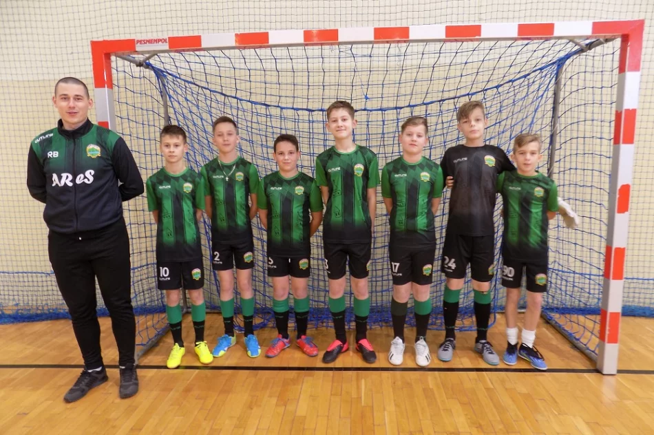 Słopniczanie ponownie najlepsi. Zacięta rywalizacja wśród młodzików. - zdjęcie 4