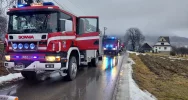 Pożar we wnętrzu budynku - do działań zadysponowano 8 zastępów straży - zdjęcie 2