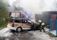 Płonął samochód i garaż - zdjęcie główne